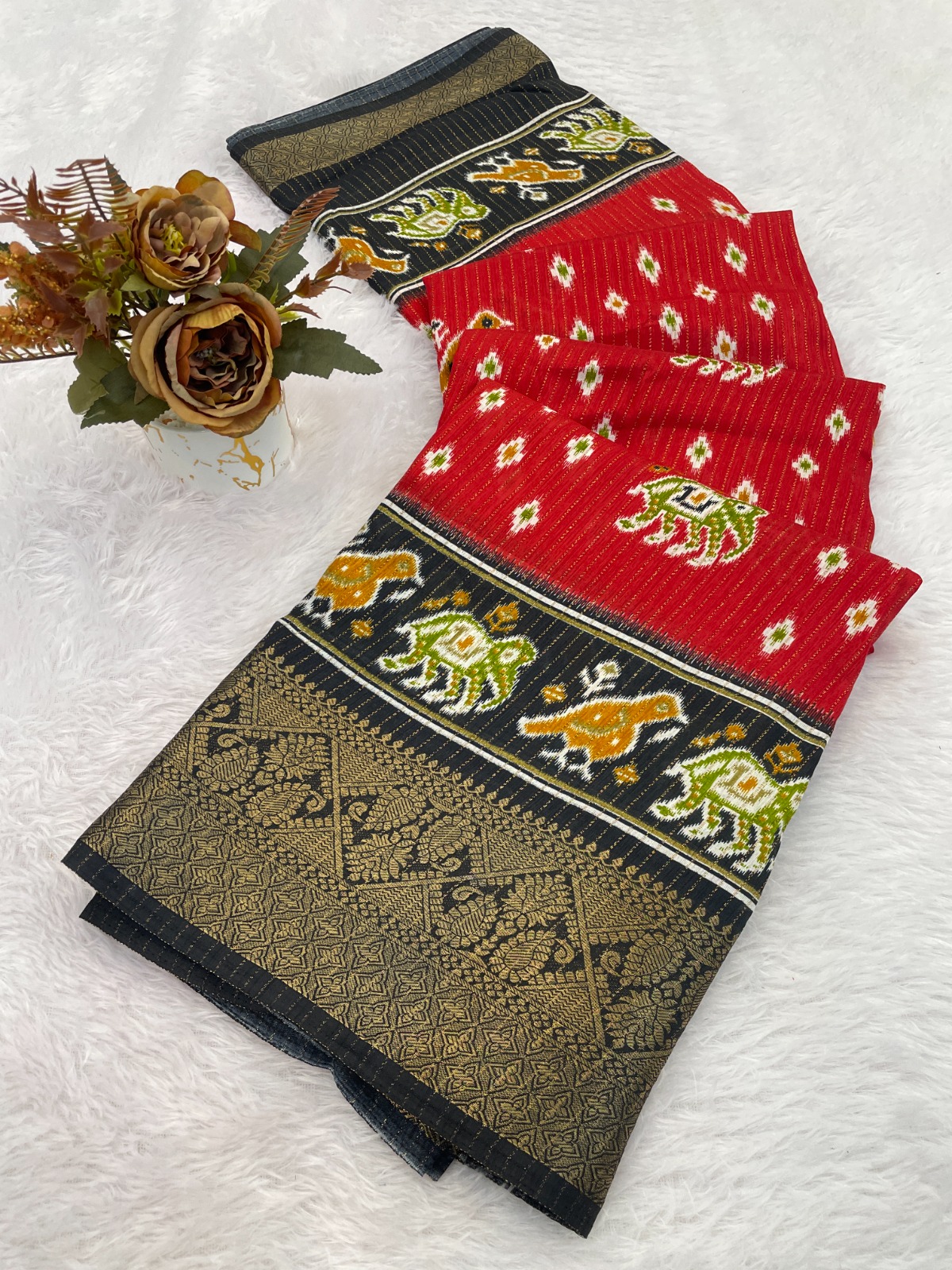 Dola Jequard Border Warli Digital printed saree with Bandhani printed