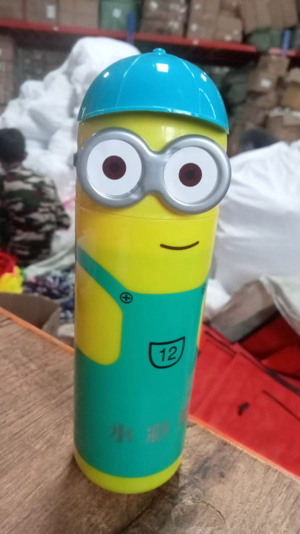 Minions Sketch Pen Set with Attractive Designed Case (Pack of 12) - Image 3