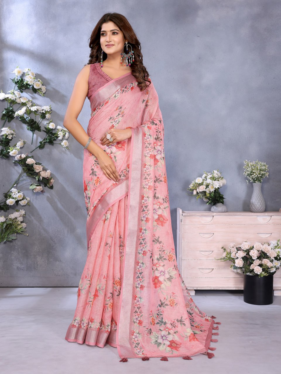 Pink Floral Print Linen Shimmer Saree - Image 8