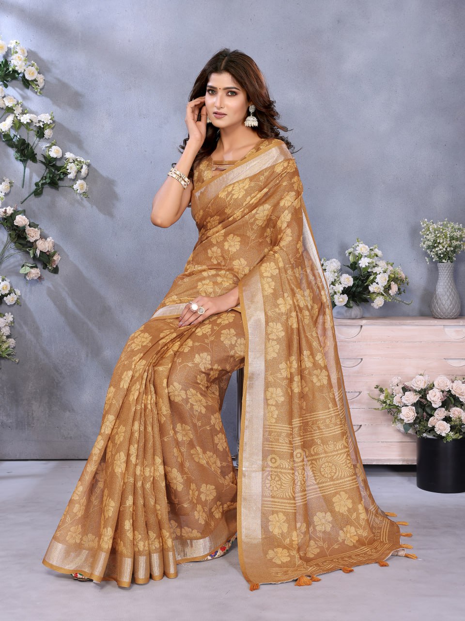 Golden Floral Woven Saree - Image 7