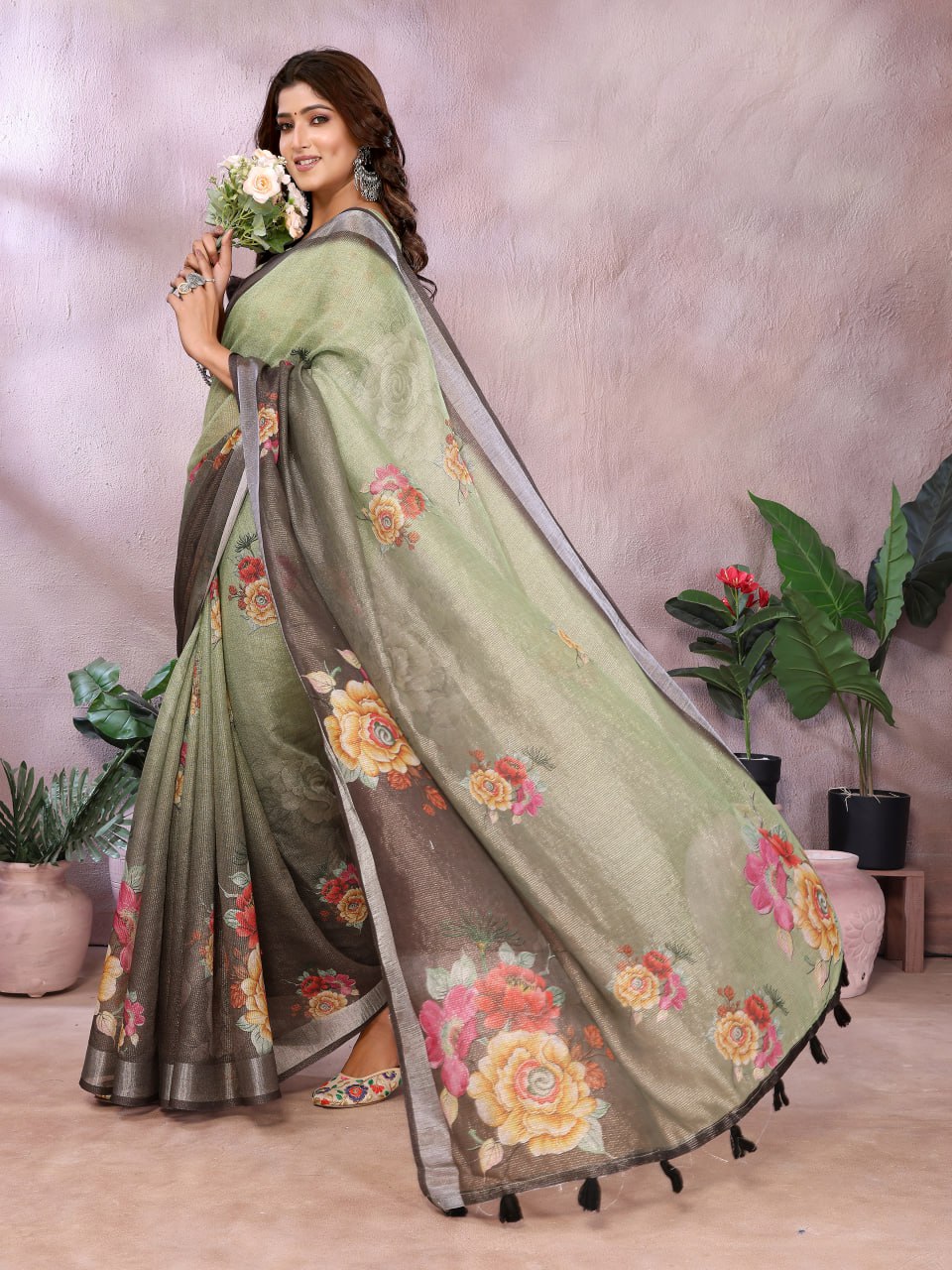 Olive Green & Black Floral Printed Saree - Image 7