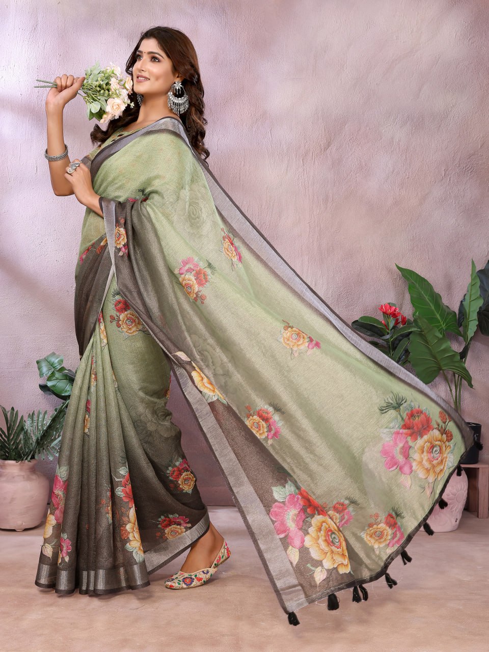 Olive Green & Black Floral Printed Saree - Image 5