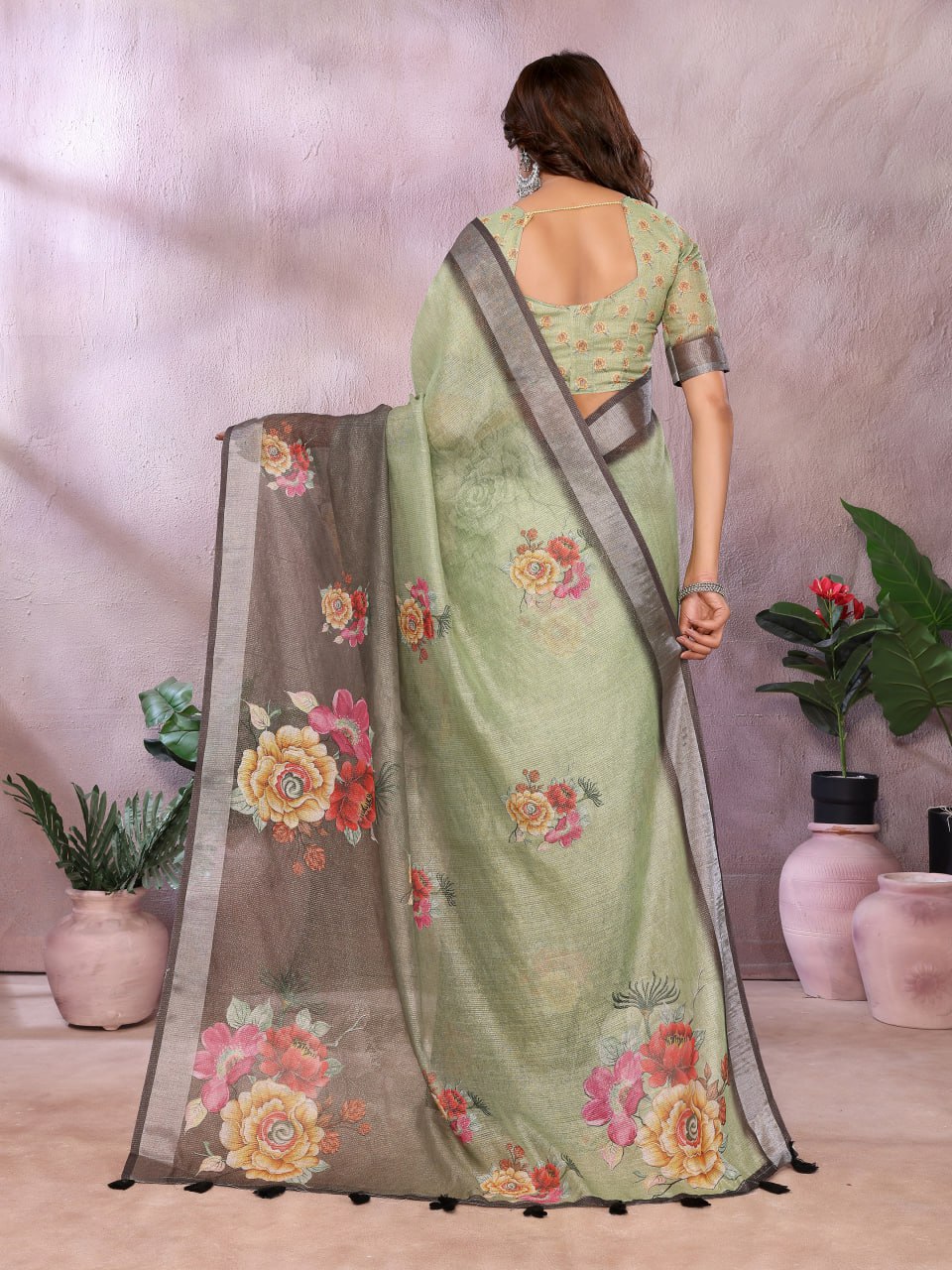 Olive Green & Black Floral Printed Saree - Image 3
