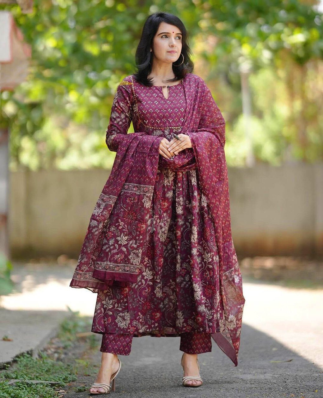 Fully Stiched Rayon Printed Kurti Pant Dupatta - Image 6