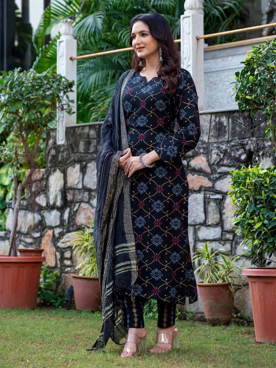 Fully Stiched Rayon Kurti Pant Dupatta - Image 5