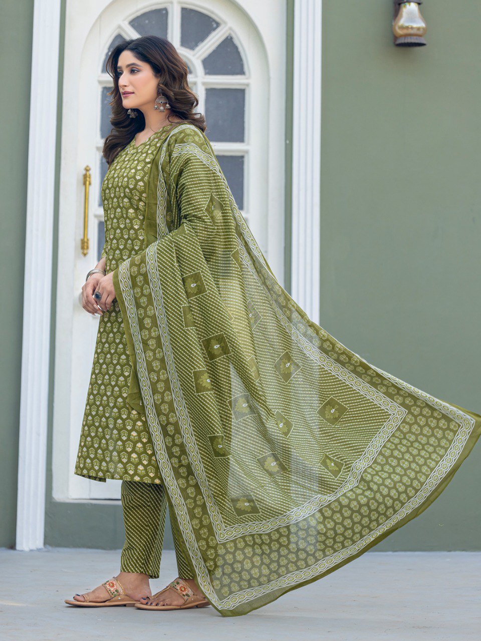 Fully Stiched Cotton Kurti Pant Dupatta - Image 2