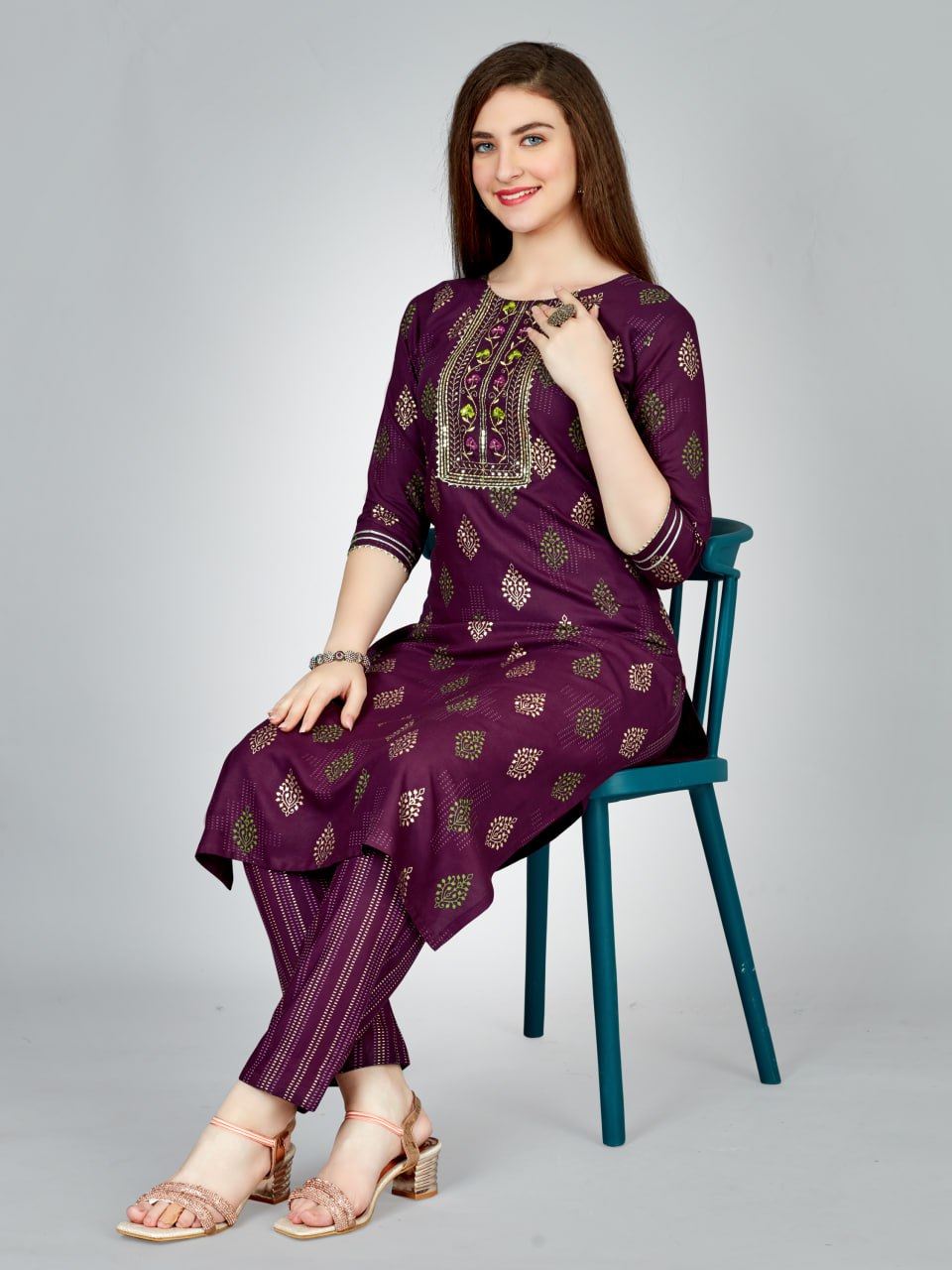 Fully Stiched Rayon 14 Kgs (Liva Approved) Kurti & Pant - Image 4