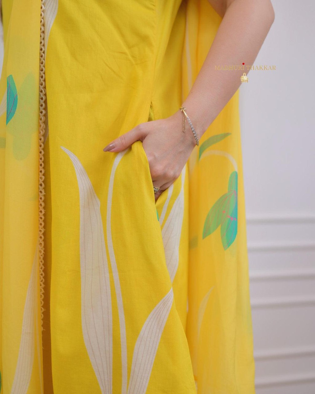 Fully Stiched Rayon Printed Kurti Pant Dupatta - Image 2