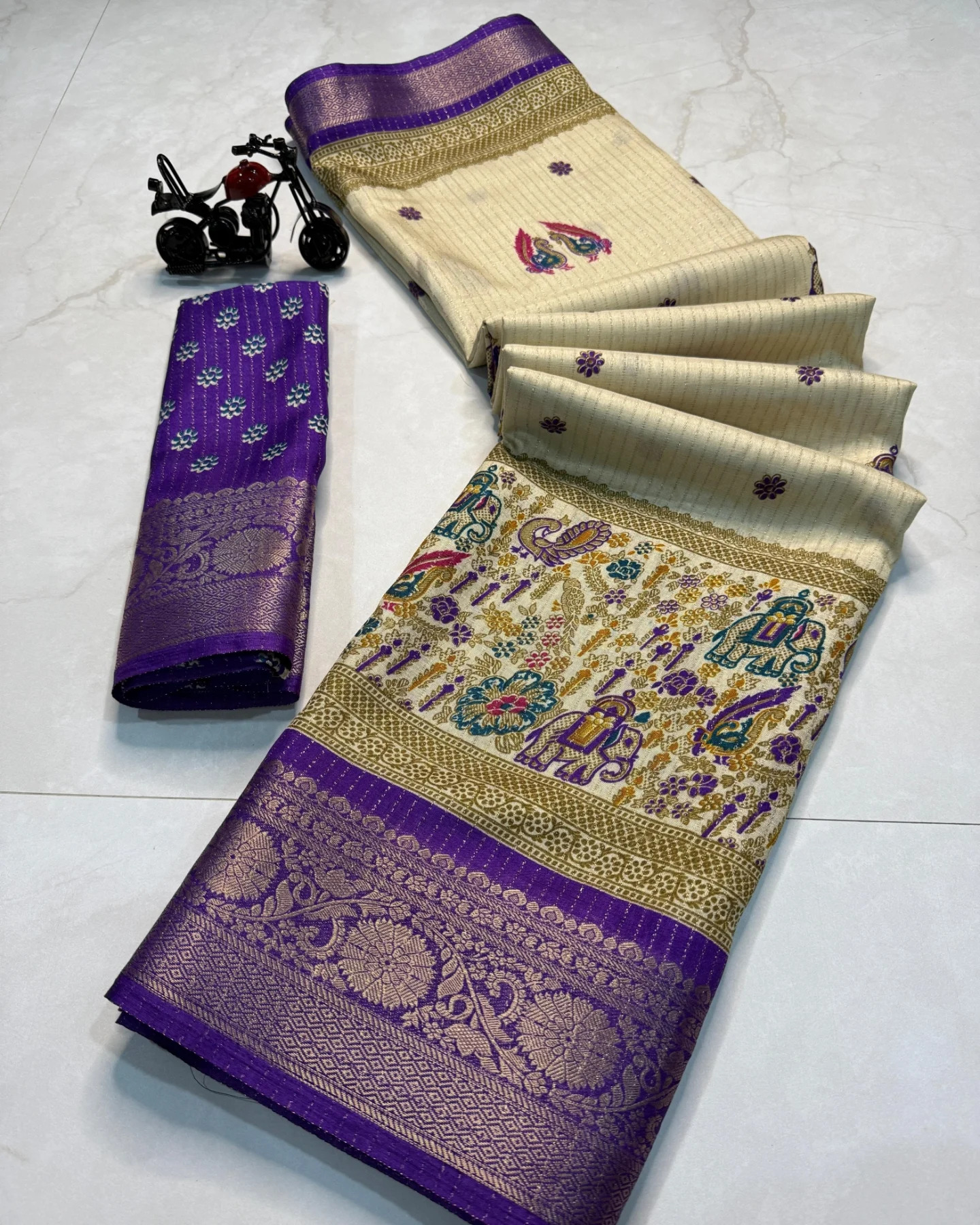 JACURD DOLA PRINT SAREE SILK NEW PRINT DESIGN