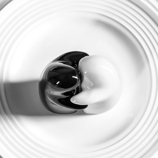 Salt and Pepper Seasoning and Spice Shakers Cute Plastic (2 Pcs Set) - Image 6