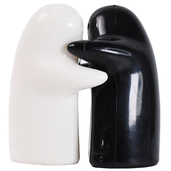 Salt and Pepper Seasoning and Spice Shakers Cute Plastic (2 Pcs Set) - Image 4
